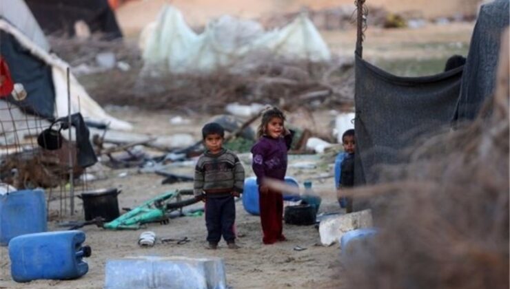 Gazze’de Kış Şartları Can Alıyor: 6’sı Çocuk 25 Kişi Hayatını Kaybetti