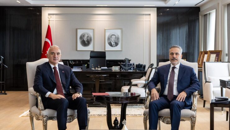 Dışişleri Bakanı Fidan ve Kültür ve Turizm Bakanı Ersoy Bir Araya Geldi
