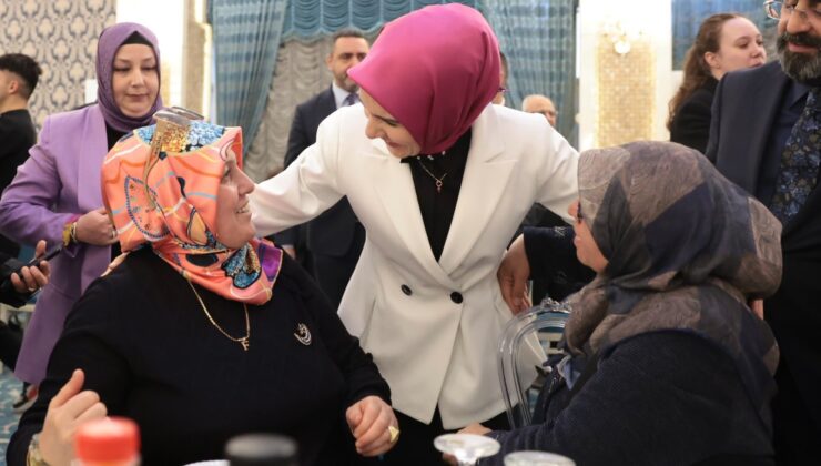 Bakan Göktaş, Şehit Aileleri ve Gazilerle İftar Programında Buluştu