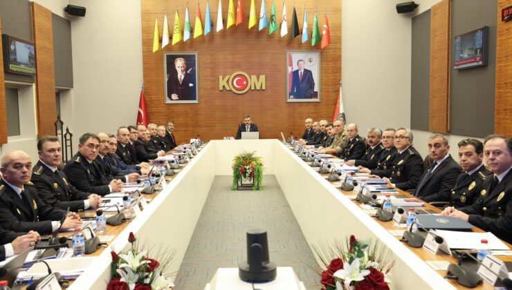 İçişleri Bakanı Çiftçi KOM Başkanlığını Ziyaret Etti