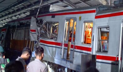 Endonezya’da Tren Faciası: 14 Ölü, 38 Yaralı