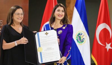 Büyükelçi Gül Büyükerşen’e El Salvador’dan En Yüksek Devlet Nişanı