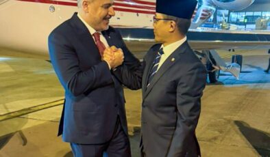 Dışişleri Bakanı Fidan Resmi Temaslar İçin Endonezya’da